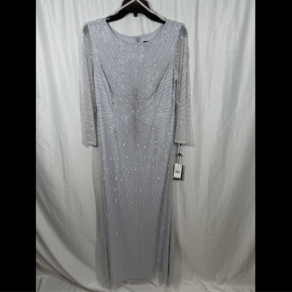 NWT Adrianna Papell‎ Sequin Beaded 3/4 Sleeve Gown - Picture 7 of 15